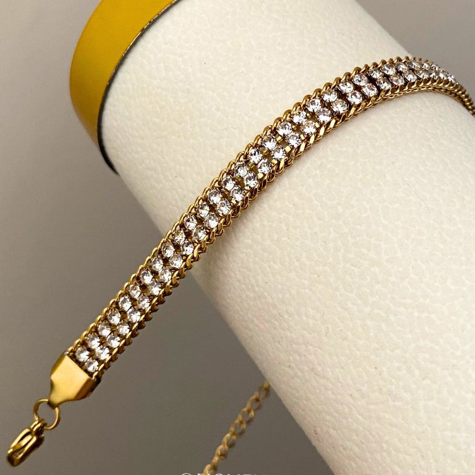 Double Layered Luster Bracelet(Adjustable)